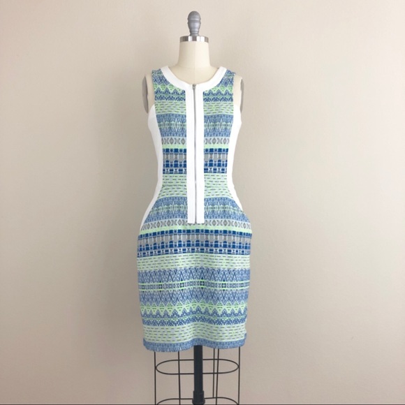 Ella Moss Dresses & Skirts - Ella Moss Geometric Print Front Zip Bodycon Dress